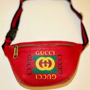 Grained Calfskin Small Gucci Fanny Pack